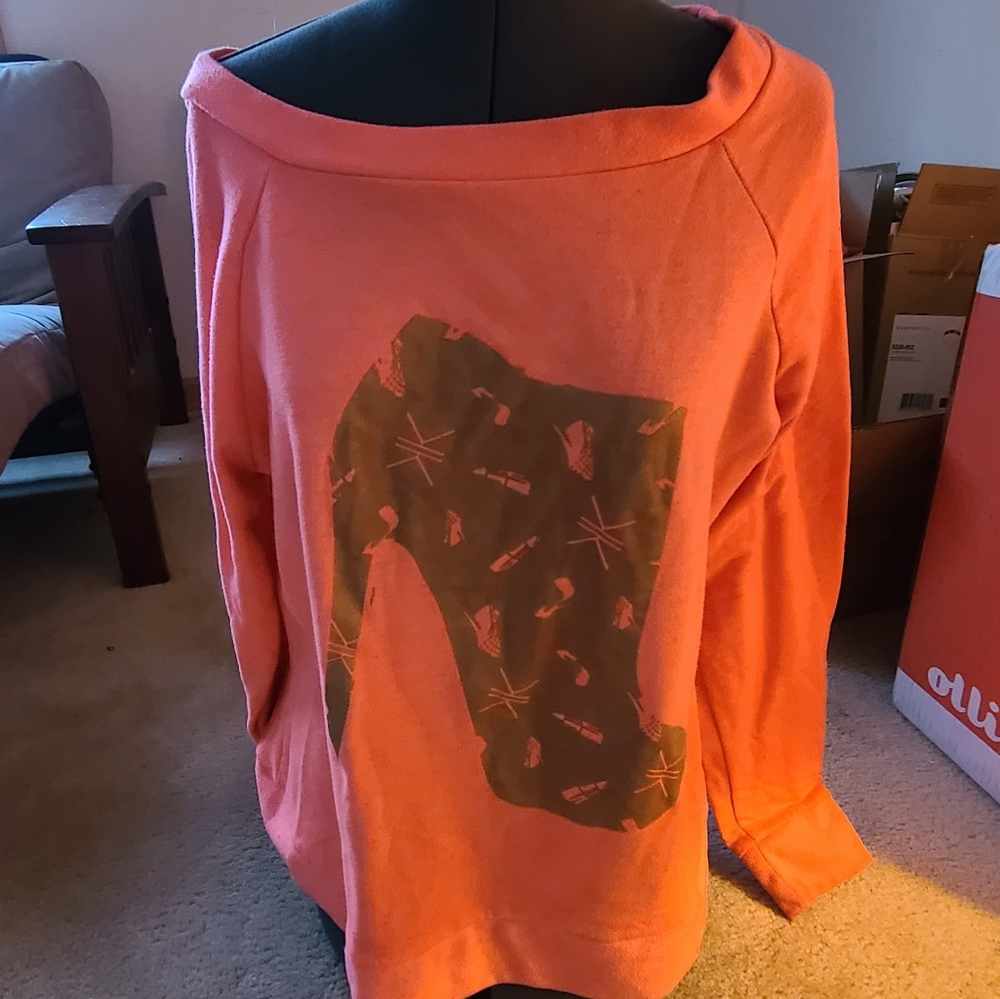 Kardashian Kollection Sweatshirt Coral Gold Shoe